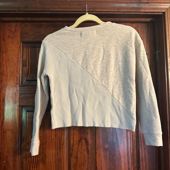 Treasure & Bond Light Gray Textured Sweatshirt - Picture 2 of 3